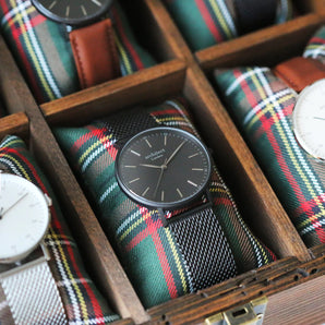 Men's Personalised Minimalist Watch With Pitch Black Mesh Strap - Handwriting Engraving