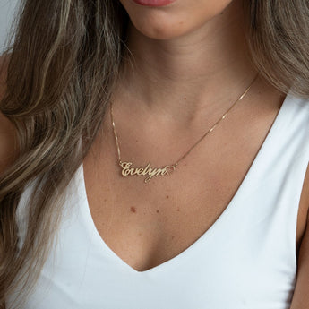 Personalised Classic Name Necklace With Heart in Silver or Gold