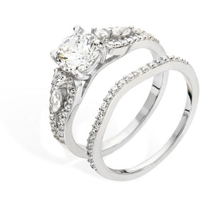 Luxury Solitaire Cubic Zirconia Ring Set