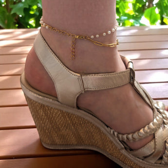 Amnesia Jewellery | Gold Plated Stainless Paperclip Pearl Anklet