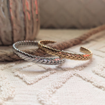 Amnesia Jewellery | 18ct Gold Plated Stainless Wheat Cuff Bracelet. Check out our stainless steel Wheat Cuff Bracelet. Available in 18ct Gold Plated or Silver Finishes, this bracelet is perfect for stacking up with your other favourite pieces. Tarnish Free and Waterproof. Shop now for quality Jewellery/Jewelry!