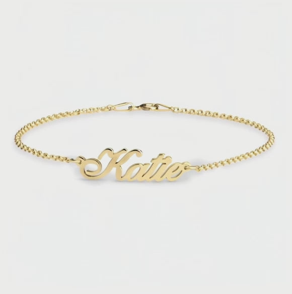 Video of a custom name bracelet